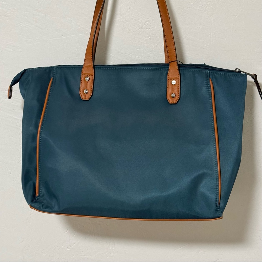 Adrienne Vittadini Nylon Tote blue green teal tan - Picture 3 of 11